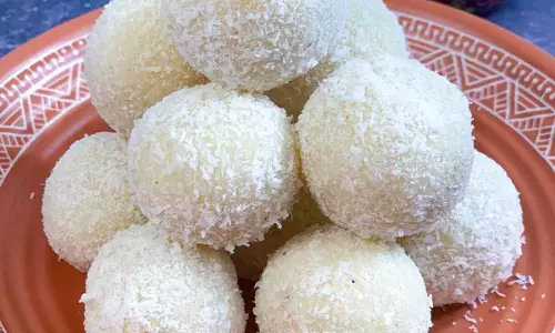 Coconut लड्डू की रेसिपी