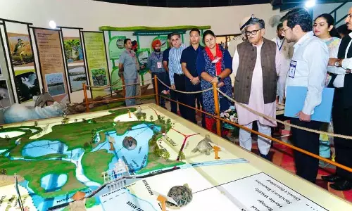 Punjab के राज्यपाल कटारिया ने कहा कि नदियों में औद्योगिक कचरे के प्रवाह को रोकने की जरूरत