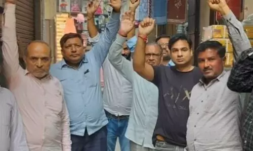 Khatauli: पालिका में हुआ प्रस्ताव के विपरीत निर्माण