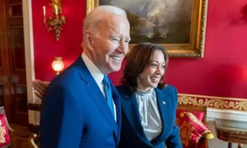 हैरिस लड़ाई जारी रखेंगी: Biden