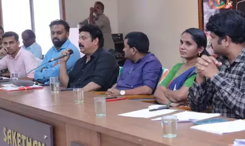 KERALA : सबरीमाला तीर्थयात्री अब वर्चुअल कतार प्रणाली के साथ केएसआरटीसी सीटों को ऑनलाइन प्री-बुक कर सकते KERALA : सबरीमाला तीर्थयात्री अब वर्चुअल कतार प्रणाली के साथ केएसआरटीसी सीटों को ऑनलाइन प्री-बुक कर सकते