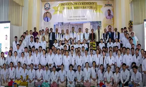Arunachal : सीएम पेमा खांडू ने टीआरआईएचएमएस में 100 एमबीबीएस छात्रों के शामिल
