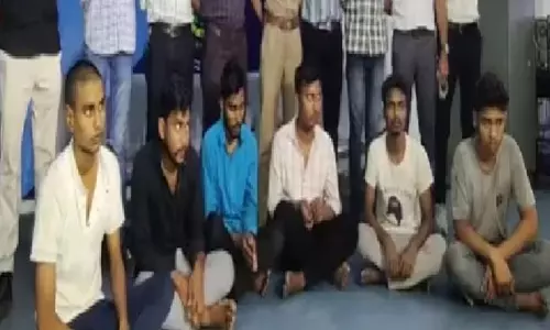 सोने की फैक्ट्री से डेढ़ करोड़ की गोल्ड पाउडर की चोरी से हड़कंप सोने की फैक्ट्री से डेढ़ करोड़ की गोल्ड पाउडर की चोरी से हड़कंप