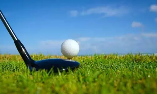 करणदीप ने PGTI गोल्फ में बढ़त हासिल की करणदीप ने PGTI गोल्फ में बढ़त हासिल की
