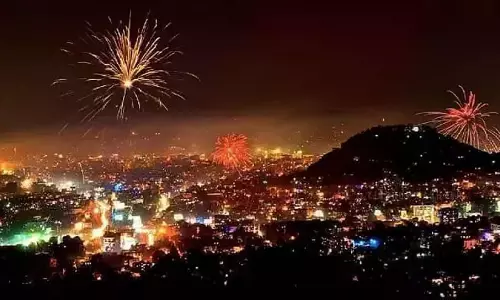 Tripura कांग्रेस अध्यक्ष आशीष कुमार साहा ने त्यौहारी सीजन के दौरान अराजकता को लेकर सरकार की आलोचना Tripura कांग्रेस अध्यक्ष आशीष कुमार साहा ने त्यौहारी सीजन के दौरान अराजकता को लेकर सरकार की आलोचना