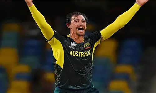 Starc, मैक्सवेल और ऑस्ट्रेलिया पाकिस्तान के खिलाफ दूसरे वनडे में इतिहास रचने के करीब