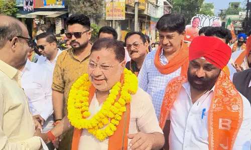 भाजपा प्रत्याशी और पूर्व सांसद सुनील सोनी ने किया जनसंपर्क भाजपा प्रत्याशी और पूर्व सांसद सुनील सोनी ने किया जनसंपर्क