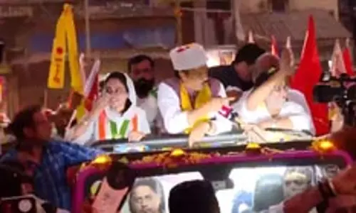 नवाब मलिक और सना मलिक की संयुक्त रैली में अजित पवार शामिल हुए, उमड़ा जनसैलाब