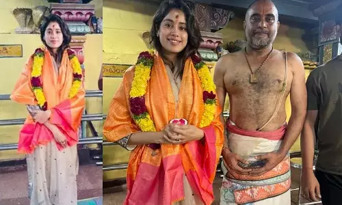 Janhvi Kapoor में बहुत भक्ति.. अमीरपेट के उस मंदिर में पूजा करती हुई Janhvi Kapoor में बहुत भक्ति.. अमीरपेट के उस मंदिर में पूजा करती हुई