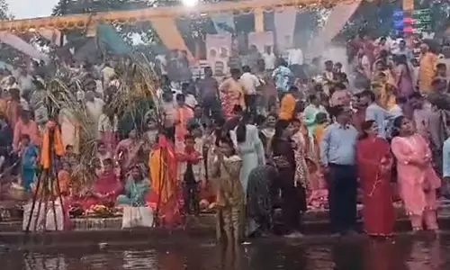 छत्तीसगढ़: हिंदुओं को 4 बच्चे पैदा करने की सलाह, जानें किसने दिया बयान छत्तीसगढ़: हिंदुओं को 4 बच्चे पैदा करने की सलाह, जानें किसने दिया बयान