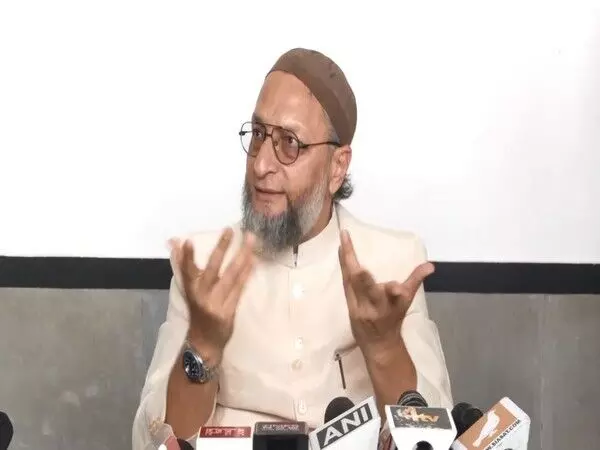 एएमयू मामले में सुप्रीम कोर्ट के फैसले को पलटने पर AIMIM अध्यक्ष ने कही ये बात