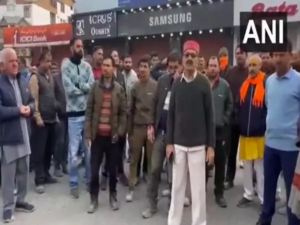 J&K: सनातन धर्म सभा ने बंद का आह्वान किया, ग्राम रक्षा रक्षकों की हत्या का विरोध किया