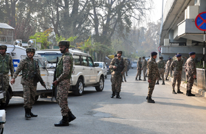 Srinagar के संडे मार्केट ग्रेनेड हमले में शामिल 3 आतंकी सहयोगी गिरफ्तार