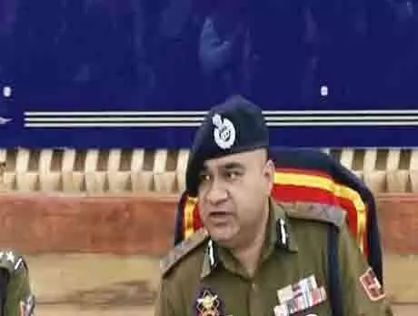 J&K Police ने श्रीनगर ग्रेनेड हमले के पीछे के आतंकवादियों और उनके सहयोगियों को किया गिरफ्तार