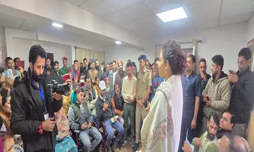 Himachal: रनौत ने केंद्रीय योजनाओं के प्रभावी क्रियान्वयन पर जोर दिया