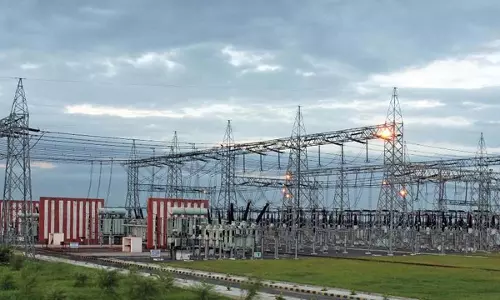 पावर ग्रिड ने दूसरी तिमाही में 3,793 करोड़ रुपये का शुद्ध लाभ कमाया पावर ग्रिड ने दूसरी तिमाही में 3,793 करोड़ रुपये का शुद्ध लाभ कमाया