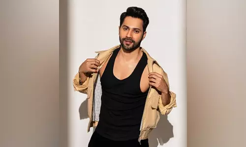 Varun Dhawan ने सिटाडेल: हनी बनी में अपने नग्न दृश्य की ओर इशारा करने वाले प्रशंसक को मज़ेदार जवाब दिया