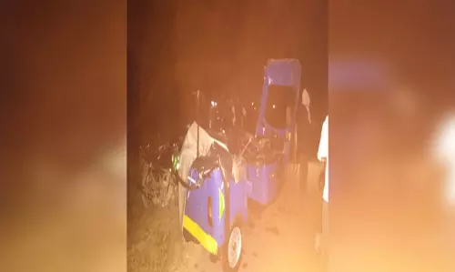 छठ व्रतियों से भरा ऑटो कुए में गिरा, एक की मौत, 6 लोग गंभीर रूप से घायल