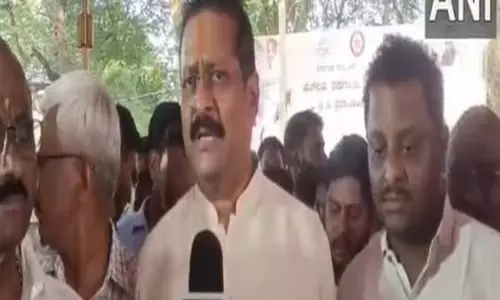 वक्फ की संपत्ति का राष्ट्रीयकरण किया जाना चाहिए, उसे राष्ट्रीय संपत्ति घोषित किया जाना चाहिए: BJP MLA Basanagouda R Patil वक्फ की संपत्ति का राष्ट्रीयकरण किया जाना चाहिए, उसे राष्ट्रीय संपत्ति घोषित किया जाना चाहिए: BJP MLA Basanagouda R Patil