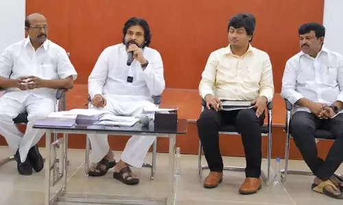 AP: उपमुख्यमंत्री ने पंचायत व्यवस्था को फिर से मजबूत करने का संकल्प लिया