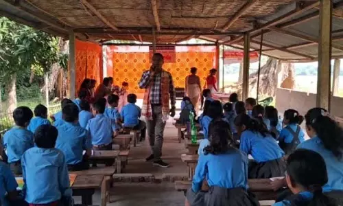 Rajgarh: शंकरदेव जातीय विद्यालय ने रचनात्मक लेखन कार्यशाला आयोजित