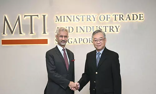 Jaishankar ने सिंगापुर की राजकीय यात्रा शुरू की, उप प्रधानमंत्री गण योंग से मुलाकात की