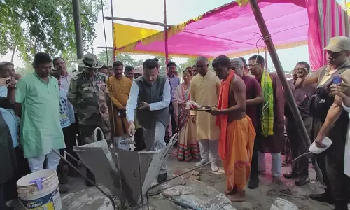 Assam : सीमांत चेतना मंच की बहुआयामी परियोजना की आधारशिला धुबरी जिले में रखी गई