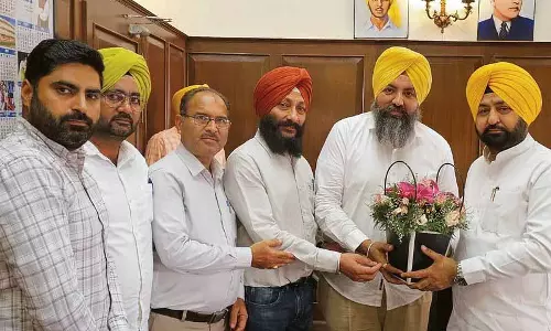 कानूनगो की समस्याओं पर चर्चा के लिए पैनल बैठक आयोजित की जाएगी: Minister कानूनगो की समस्याओं पर चर्चा के लिए पैनल बैठक आयोजित की जाएगी: Minister