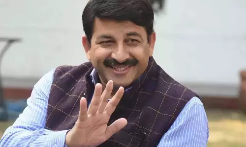 झारखंड में भाजपा सरकार आने पर अवैध घुसपैठियों पर सख्त कार्रवाई होगी : मनोज तिवारी झारखंड में भाजपा सरकार आने पर अवैध घुसपैठियों पर सख्त कार्रवाई होगी : मनोज तिवारी