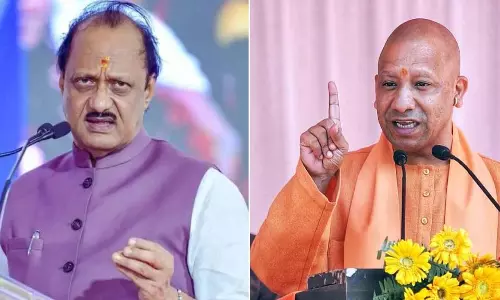 Yogi के बटेंगे तो काटेंगे नारे पर अजित पवार की कड़ी प्रतिक्रिया... Yogi के बटेंगे तो काटेंगे नारे पर अजित पवार की कड़ी प्रतिक्रिया...