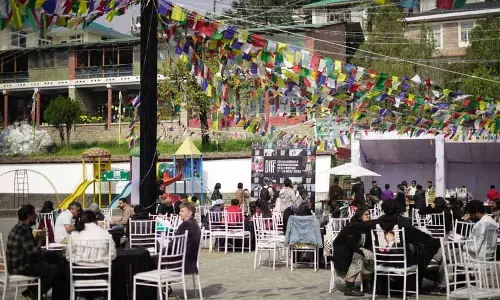 Dharamshala अंतर्राष्ट्रीय फिल्म महोत्सव में पुरस्कार विजेता फिल्मों और प्रीमियर का आयोजन Dharamshala अंतर्राष्ट्रीय फिल्म महोत्सव में पुरस्कार विजेता फिल्मों और प्रीमियर का आयोजन