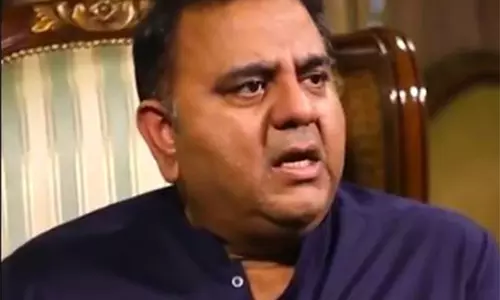 पूर्व पाक मंत्री ने US के नवनिर्वाचित राष्ट्रपति ट्रंप से पूर्व पीएम इमरान खान को पद से हटाए जाने की जांच करने का आग्रह किया
