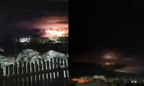 Russia:कामचटका ज्वालामुखी तीन विस्फोटों के बाद खतरनाक हो गया Russia:कामचटका ज्वालामुखी तीन विस्फोटों के बाद खतरनाक हो गया