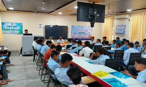 Jalore: नशा मुक्ति के लिए शिक्षा व जागरूकता कार्यशाला का आयोजन Jalore: नशा मुक्ति के लिए शिक्षा व जागरूकता कार्यशाला का आयोजन