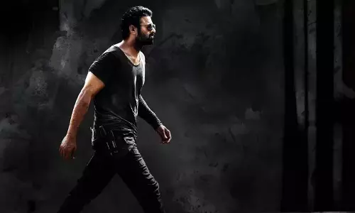 Prabhas: प्रभास के साथ बड़ी बात... चार साल तक नहीं छोड़ पाएंगे!