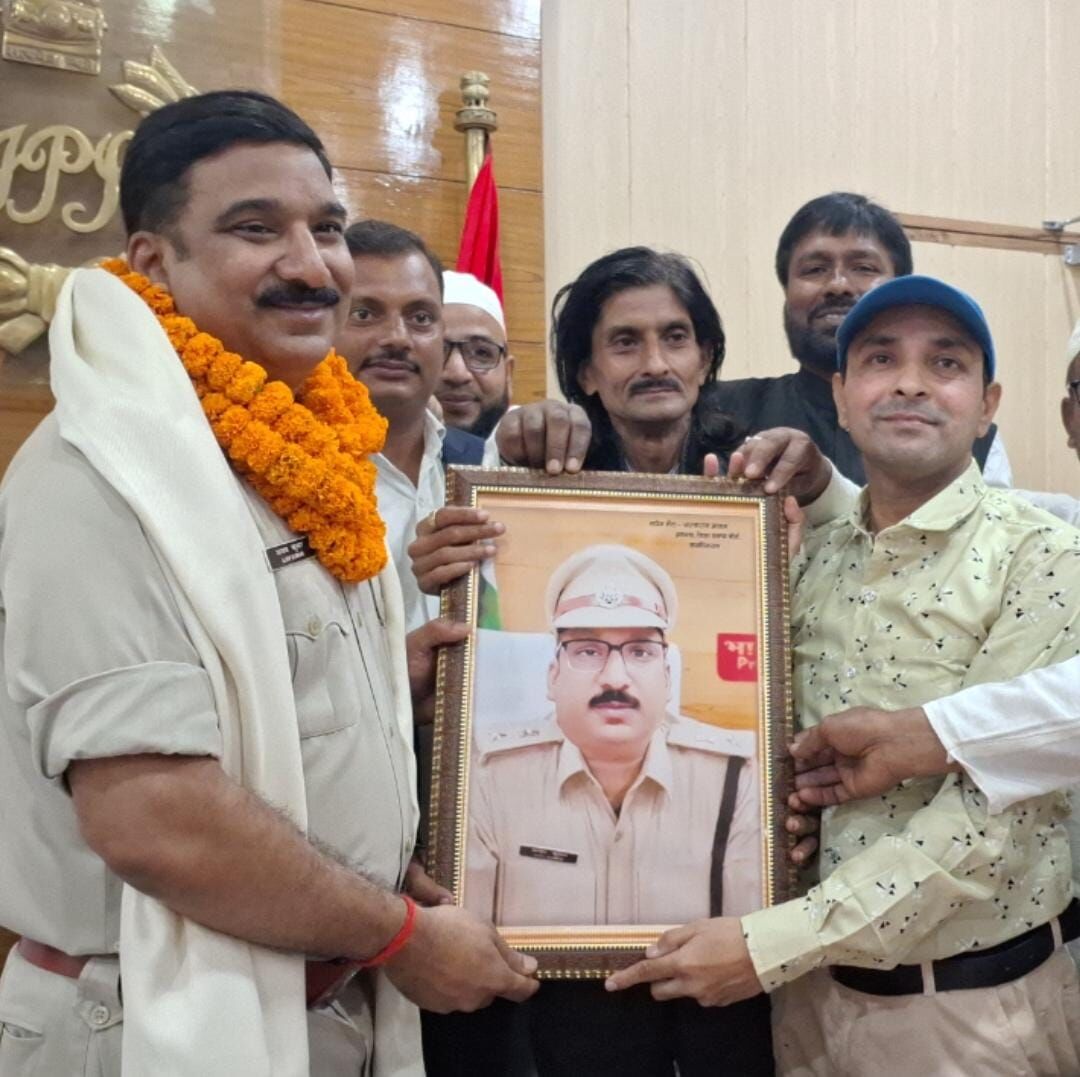 जिला वक्फ बोर्ड ने किया IPS SP अजय कुमार का गर्मजोशी से स्वागत