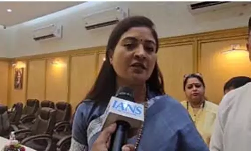 अलग टेलर और ट्रेनर से नहीं, अपराधियों में खौफ से रुकेगा महिलाओं के खिलाफ अत्याचार : अलका लांबा अलग टेलर और ट्रेनर से नहीं, अपराधियों में खौफ से रुकेगा महिलाओं के खिलाफ अत्याचार : अलका लांबा