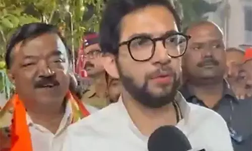 शिवसेना-यूबीटी नेता आदित्य ठाकरे ने भाजपा पर Maharashtra को लूटने का आरोप लगाया