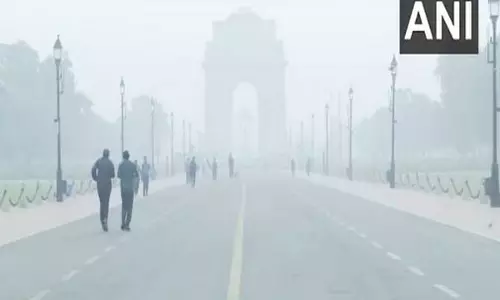 Delhi में वायु प्रदूषण की समस्या जारी, क्योंकि AQI बहुत खराब श्रेणी में बना हुआ है