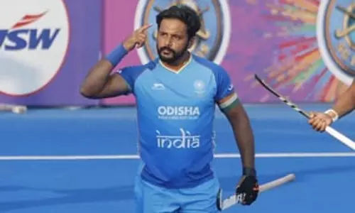 हरमनप्रीत सिंह को एफआईएच प्लेयर ऑफ द ईयर, पीआर श्रीजेश को सर्वश्रेष्ठ गोलकीपर चुना गया