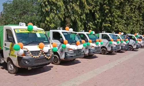 Rewari: नगर निगम ने डोर-टू-डोर कूड़ा कलेक्शन के लिए टेंडर प्रक्रिया पर रोक लगाई Rewari: नगर निगम ने डोर-टू-डोर कूड़ा कलेक्शन के लिए टेंडर प्रक्रिया पर रोक लगाई