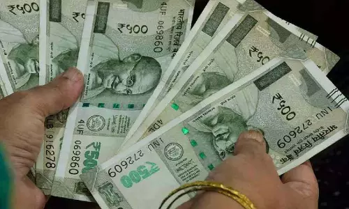 नकली भारतीय नोट और तस्करी की मुद्रा जब्त, Malda के तीन लोग दुष्कर्म के आरोप में गिरफ्तार नकली भारतीय नोट और तस्करी की मुद्रा जब्त, Malda के तीन लोग दुष्कर्म के आरोप में गिरफ्तार