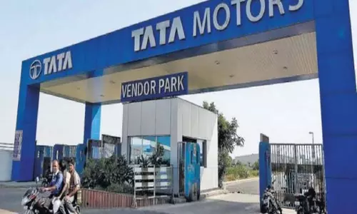 Tata Motors के Q2 नतीजे: लाभ में 11.18% की गिरावट
