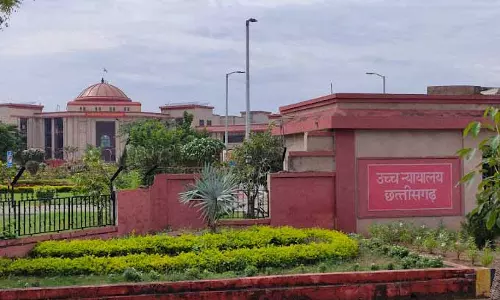 हाईकोर्ट का आदेश, विवि प्रशासन में हस्तक्षेप करने का राज्य का अधिकार बरकरार