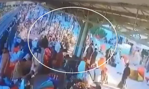 20 मौत का LIVE VIDEO, CCTV कैमरे में कैद 20 मौत का LIVE VIDEO, CCTV कैमरे में कैद