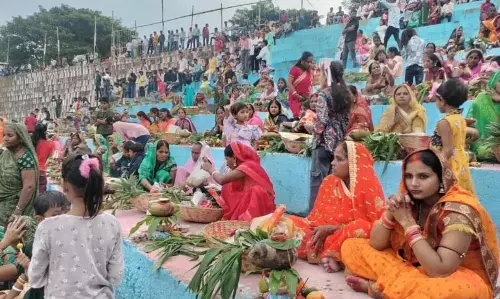 Assam: कार्बी आंगलोंग में छठ पूजा मनाई गई Assam: कार्बी आंगलोंग में छठ पूजा मनाई गई
