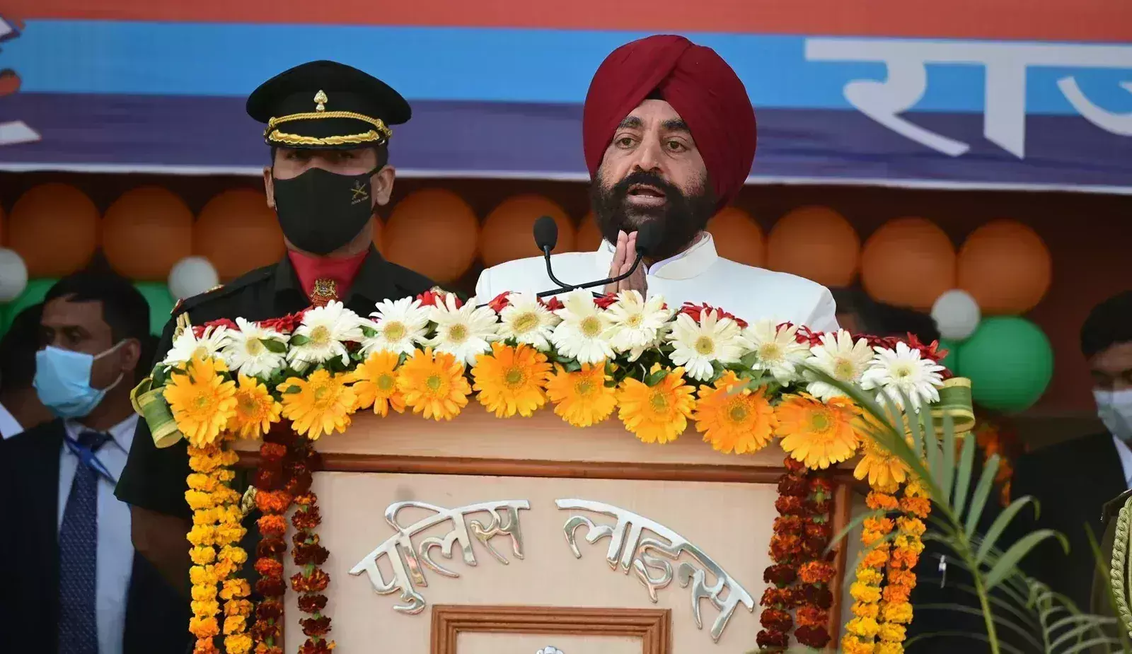 Uttarakhand Foundation Day आज, राज्यपाल ने ली परेड की सलामी Uttarakhand Foundation Day आज, राज्यपाल ने ली परेड की सलामी