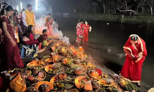 Assam : उदलगुरी जिले में छठ पूजा धार्मिक उत्साह के साथ मनाई गई