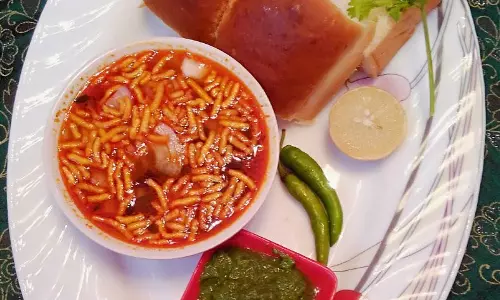 उसल पाव रेसिपी