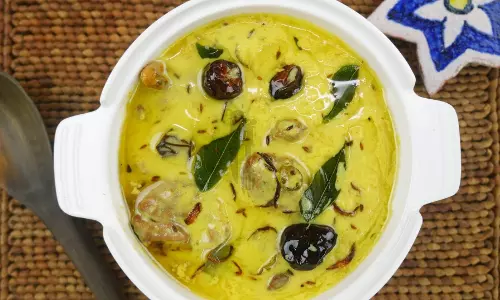 माइक्रोवेव कढ़ी पकौड़ा रेसिपी माइक्रोवेव कढ़ी पकौड़ा रेसिपी